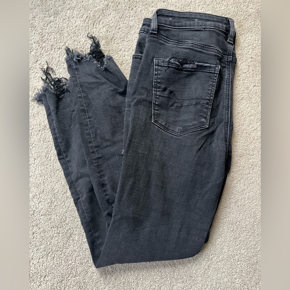 Distressed, black, American Eagle skinny jeans
